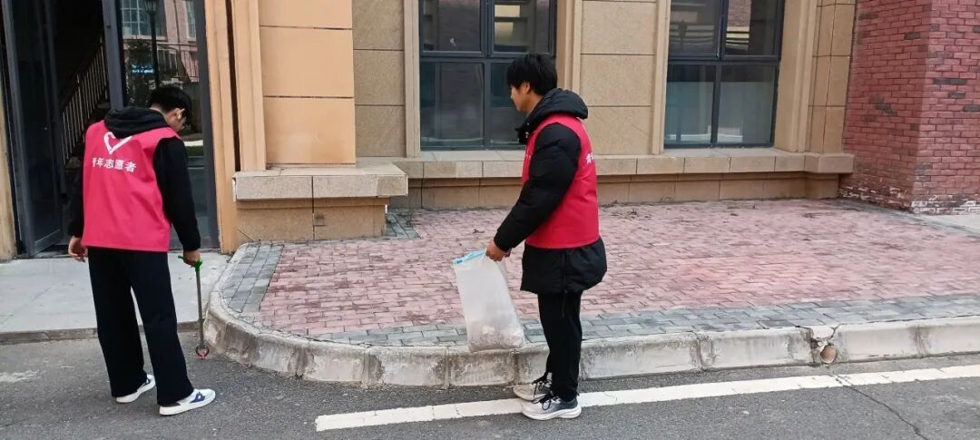 学校 校团委 团委 举办 2026 20 学雷锋 雷锋 主题 活动月 活动 校园 启动 仪式