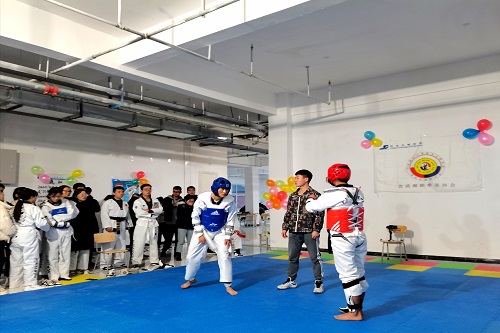 202012101607590065115712.jpg 20201126yiwugetaiquandaoxiehuijubanlianjixiuxingyoujirudaotaiquandaojingjijiaoliusai01 (2).jpg