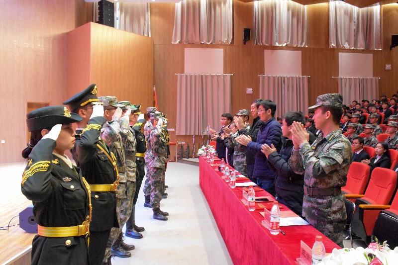 202012041607051522155818.jpg 学校党委武装部国旗护卫队2019-2020学年表彰大会暨第七届新队员入队宣誓仪式圆满落幕